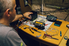 janusz-przy-sprzecie